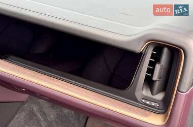 Позашляховик / Кросовер Porsche Cayenne 2024 в 