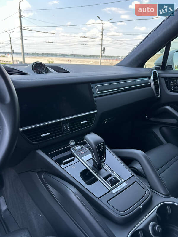 Позашляховик / Кросовер Porsche Cayenne 2020 в Дніпрі