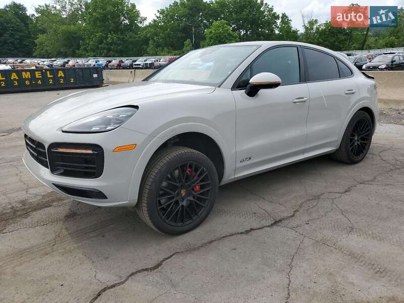 Porsche Cayenne 2021
