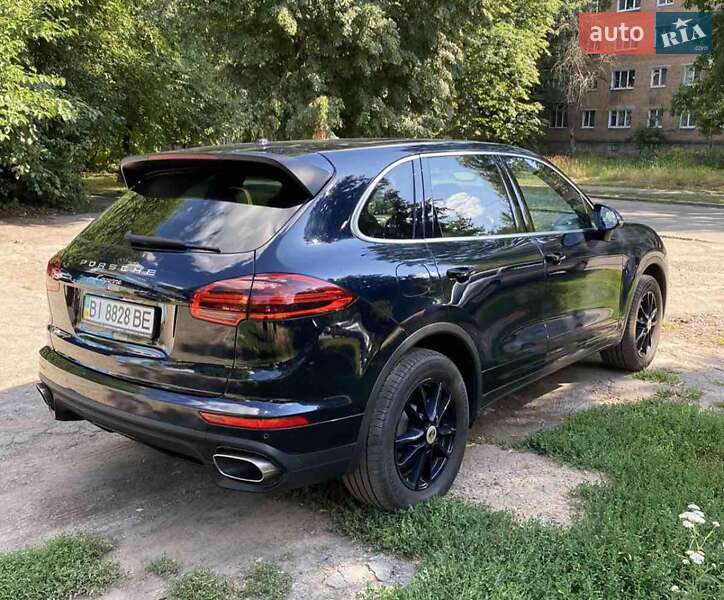 Позашляховик / Кросовер Porsche Cayenne 2015 в Полтаві фото 6 Позашляховик / Кросовер Porsche Cayenne 2015 в Полтаві