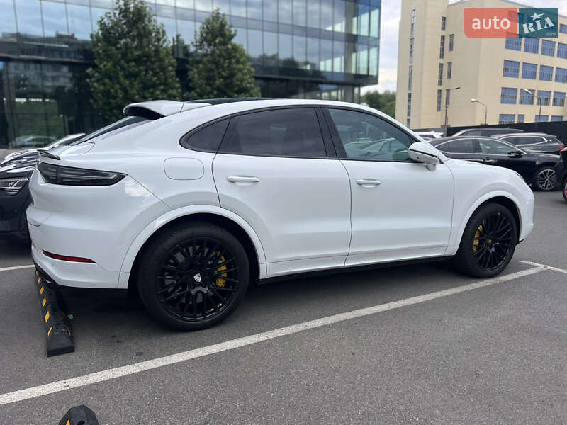 Позашляховик / Кросовер Porsche Cayenne 2019 в Києві