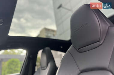 Позашляховик / Кросовер Porsche Cayenne 2019 в 
