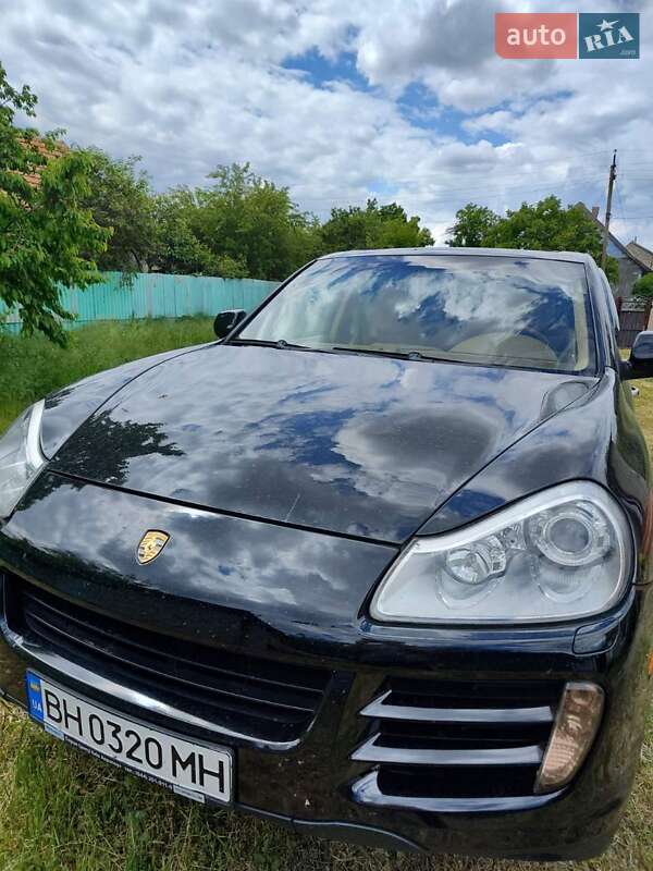 Внедорожник / Кроссовер Porsche Cayenne 2008 в 