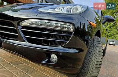 Позашляховик / Кросовер Porsche Cayenne 2013 в 