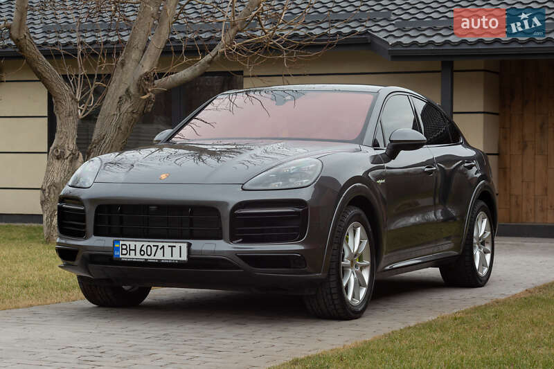 Внедорожник / Кроссовер Porsche Cayenne 2021 в Харькове