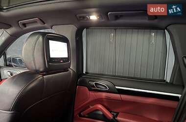 Внедорожник / Кроссовер Porsche Cayenne 2014 в 