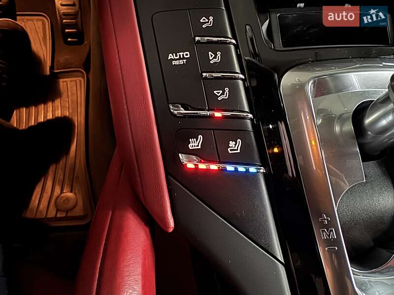 Внедорожник / Кроссовер Porsche Cayenne 2014 в Тернополе