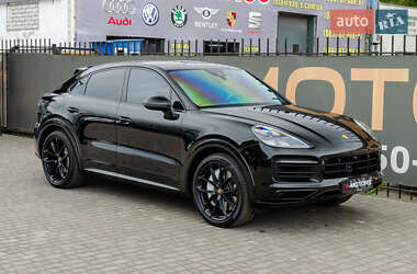 Внедорожник / Кроссовер Porsche Cayenne 2023 в 