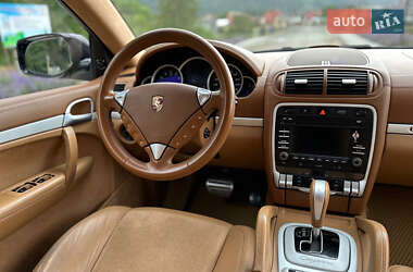 Внедорожник / Кроссовер Porsche Cayenne 2009 в 