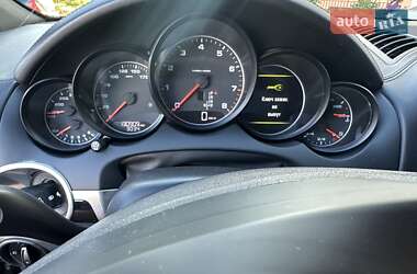 Внедорожник / Кроссовер Porsche Cayenne 2010 в 