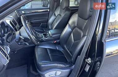 Внедорожник / Кроссовер Porsche Cayenne 2010 в 