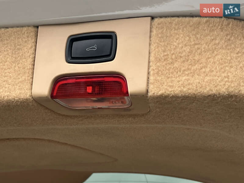 Внедорожник / Кроссовер Porsche Cayenne 2014 в Луцке