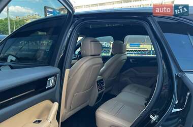 Внедорожник / Кроссовер Porsche Cayenne 2020 в 