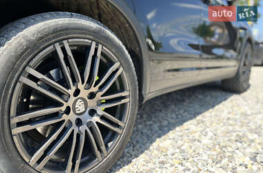 Внедорожник / Кроссовер Porsche Cayenne 2014 в 