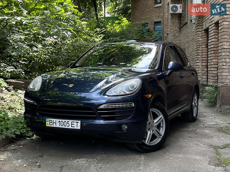 Porsche Cayenne 2011