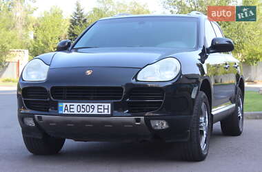 Внедорожник / Кроссовер Porsche Cayenne 2004 в 