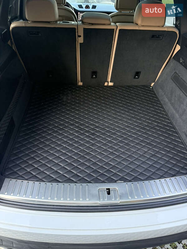 Внедорожник / Кроссовер Porsche Cayenne 2018 в Львове