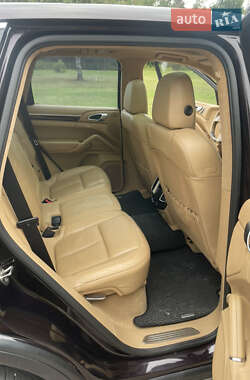 Внедорожник / Кроссовер Porsche Cayenne 2011 в 