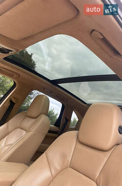 Внедорожник / Кроссовер Porsche Cayenne 2011 в 