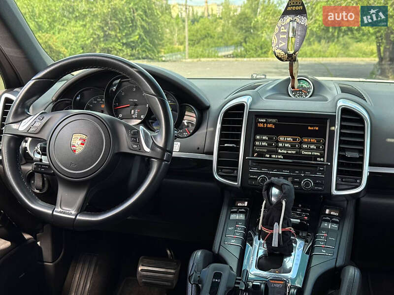 Позашляховик / Кросовер Porsche Cayenne 2013 в Кривому Розі