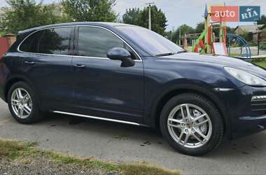 Позашляховик / Кросовер Porsche Cayenne 2014 в 