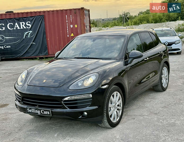 Позашляховик / Кросовер Porsche Cayenne 2011 в Рівному
