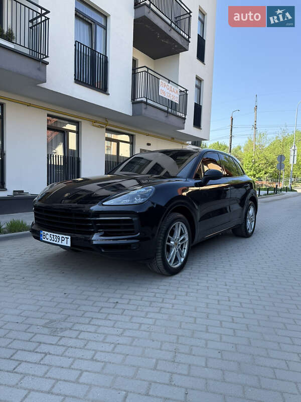 Внедорожник / Кроссовер Porsche Cayenne 2019 в Львове