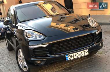 Внедорожник / Кроссовер Porsche Cayenne 2015 в Одессе