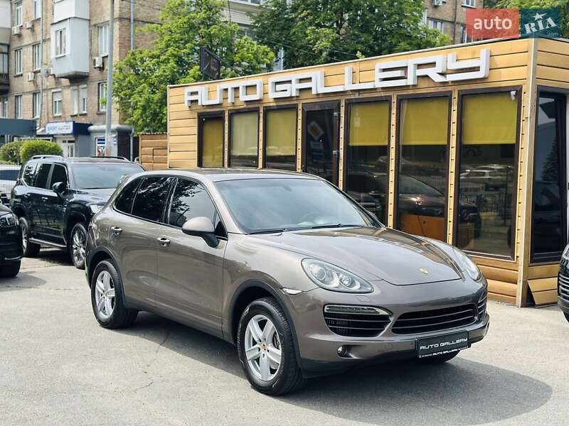 Porsche Cayenne 2014