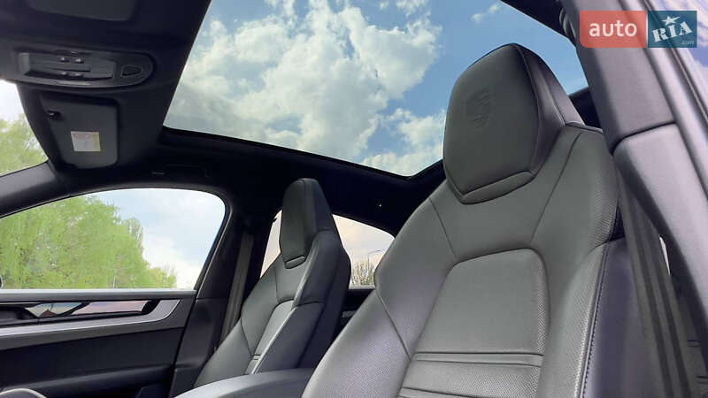 Внедорожник / Кроссовер Porsche Cayenne 2023 в Виннице