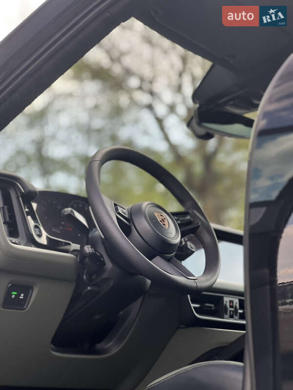 Внедорожник / Кроссовер Porsche Cayenne 2023 в Виннице