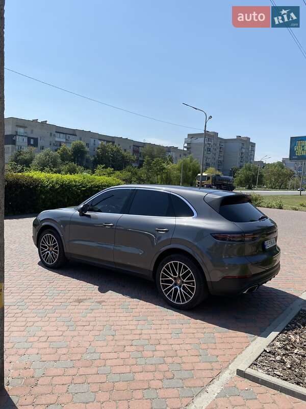 Внедорожник / Кроссовер Porsche Cayenne 2019 в Павлограде