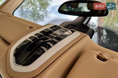 Позашляховик / Кросовер Porsche Cayenne 2013 в 