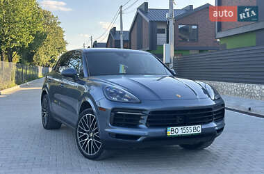Внедорожник / Кроссовер Porsche Cayenne 2018 в 