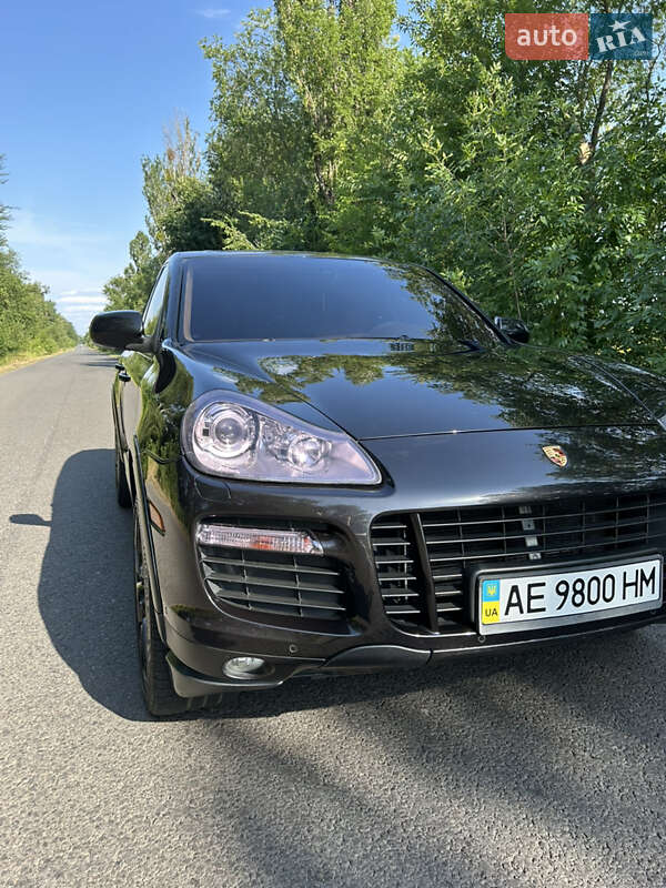 Позашляховик / Кросовер Porsche Cayenne 2008 в Новомосковську