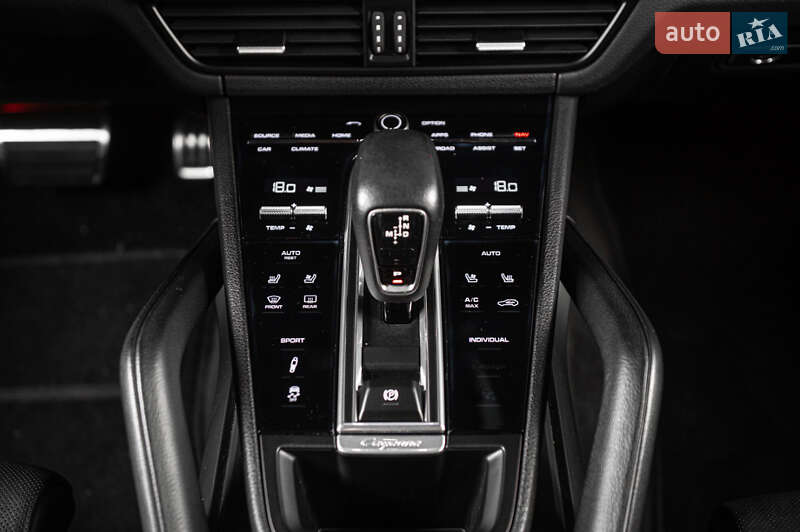 Позашляховик / Кросовер Porsche Cayenne 2018 в Одесі
