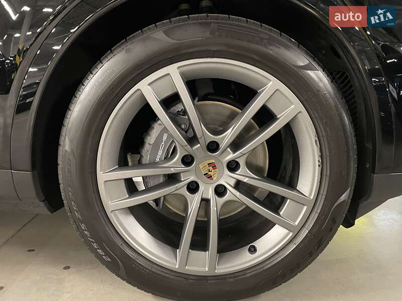 Внедорожник / Кроссовер Porsche Cayenne 2023 в Киеве фото 16 Внедорожник / Кроссовер Porsche Cayenne 2023 в Киеве