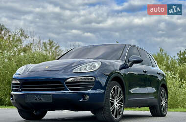Позашляховик / Кросовер Porsche Cayenne 2012 в 