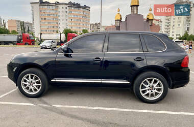 Внедорожник / Кроссовер Porsche Cayenne 2005 в 