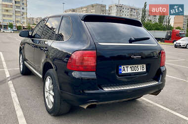 Внедорожник / Кроссовер Porsche Cayenne 2005 в 