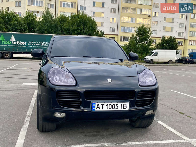 Внедорожник / Кроссовер Porsche Cayenne 2005 в Ивано-Франковске