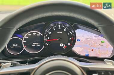 Внедорожник / Кроссовер Porsche Cayenne 2018 в 
