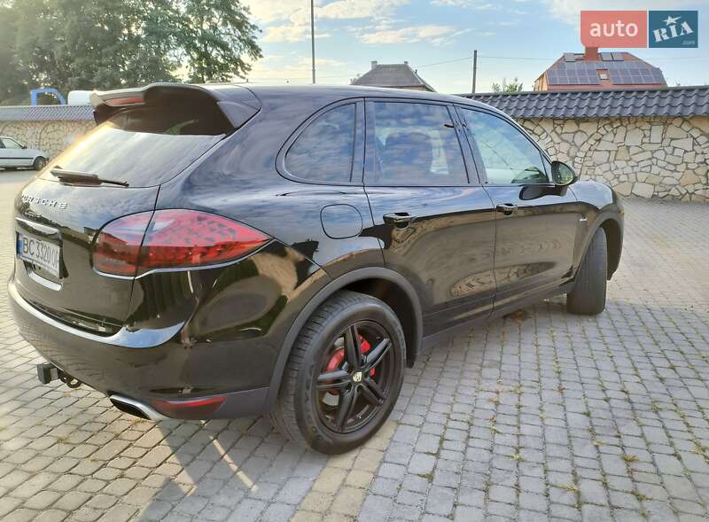 Внедорожник / Кроссовер Porsche Cayenne 2013 в Львове