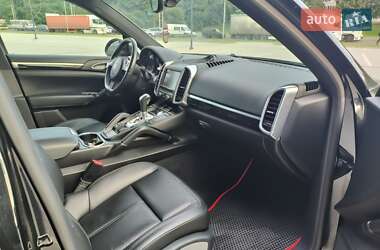 Позашляховик / Кросовер Porsche Cayenne 2013 в 