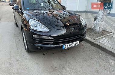 Внедорожник / Кроссовер Porsche Cayenne 2014 в 