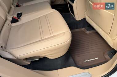 Внедорожник / Кроссовер Porsche Cayenne 2019 в 