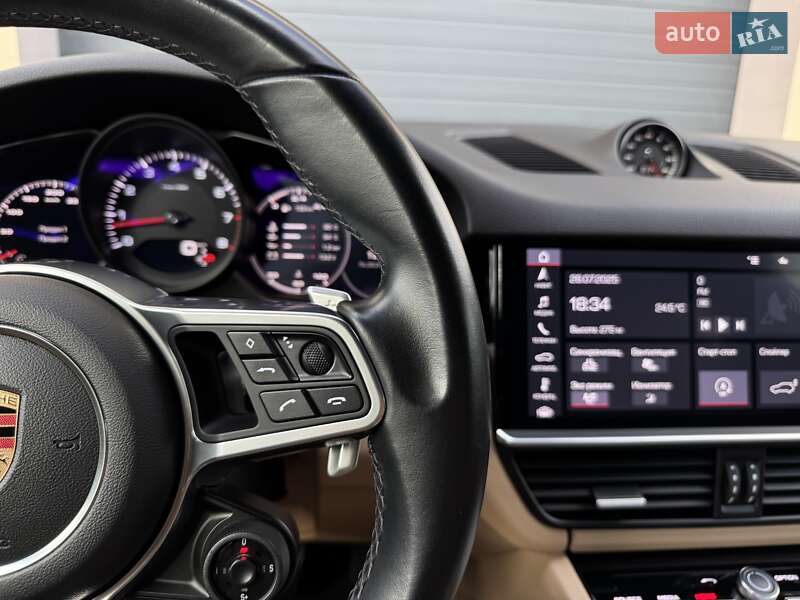 Позашляховик / Кросовер Porsche Cayenne 2019 в Стрию