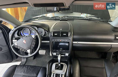 Внедорожник / Кроссовер Porsche Cayenne 2005 в 