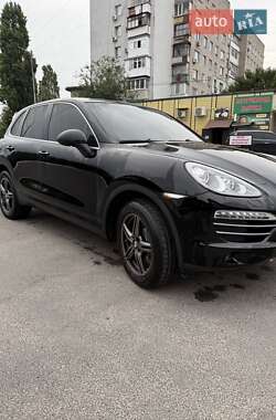 Внедорожник / Кроссовер Porsche Cayenne 2013 в 