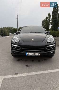 Внедорожник / Кроссовер Porsche Cayenne 2013 в 